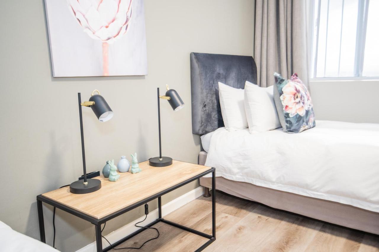 Two Greenpoint Mews With Back Up Power For Loadshedding Plettenberg Bay Luaran gambar